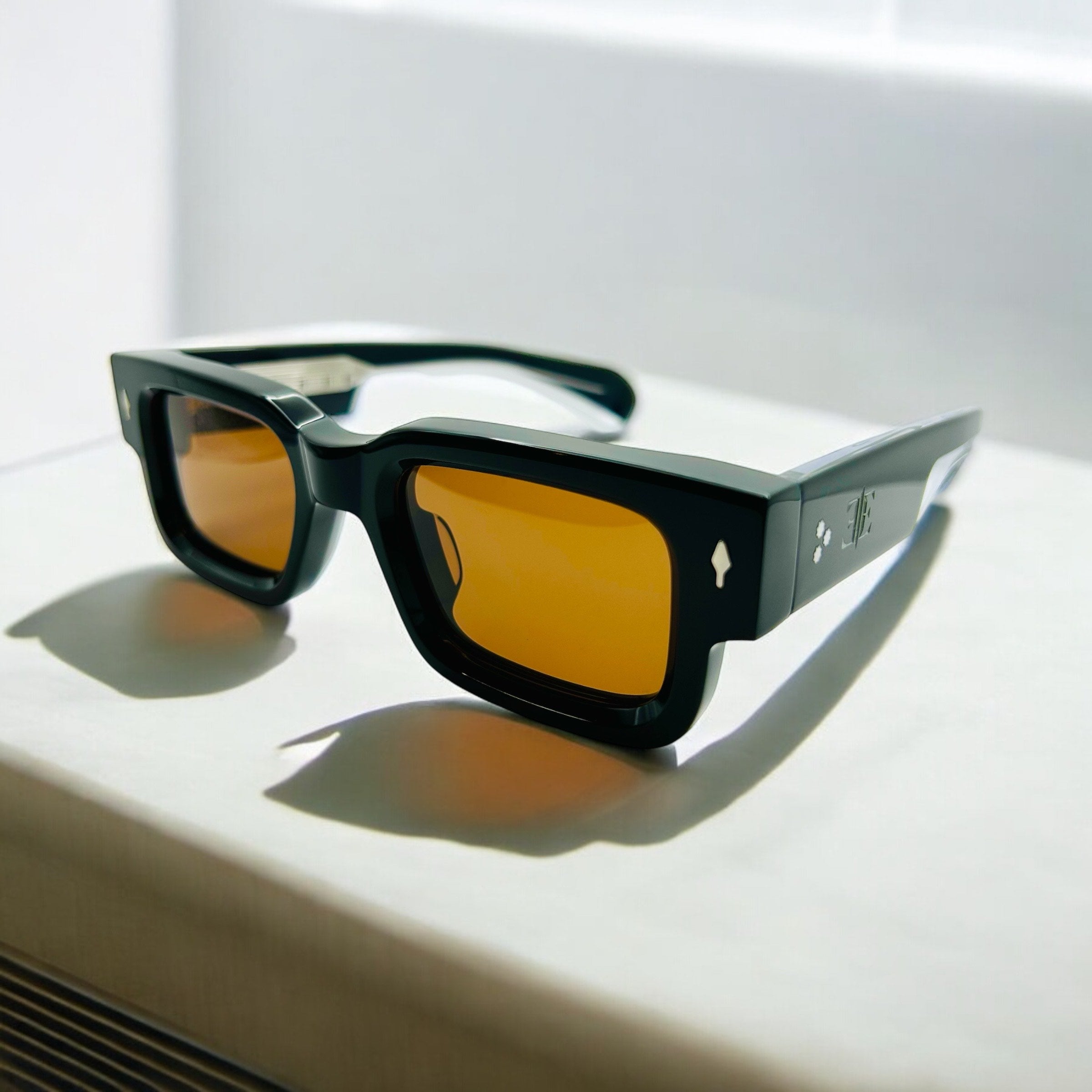 ETRIE Retro Sunglasses
