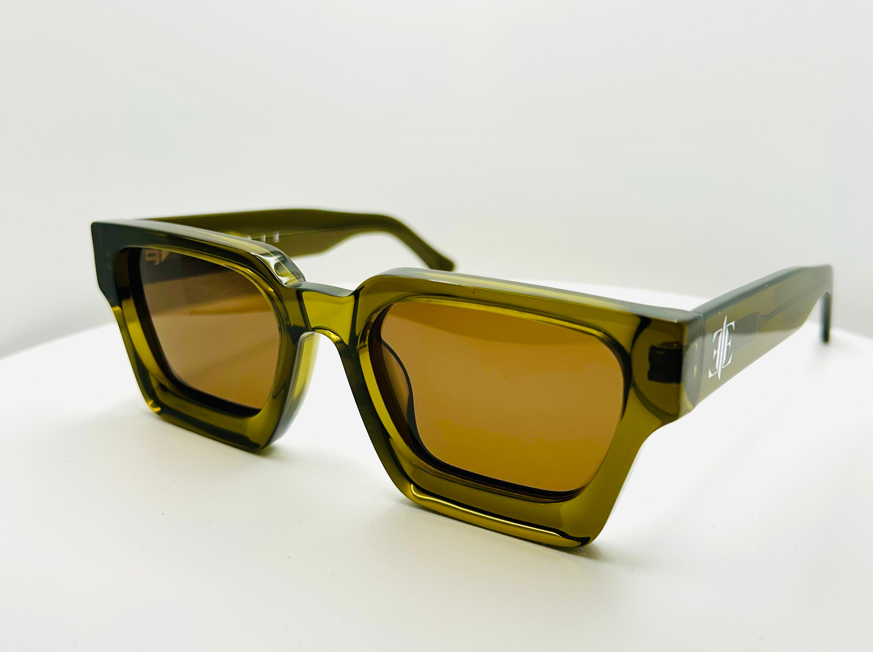 ETRIE Olive G Sunglasses – Bold Elegance in Olive Green color