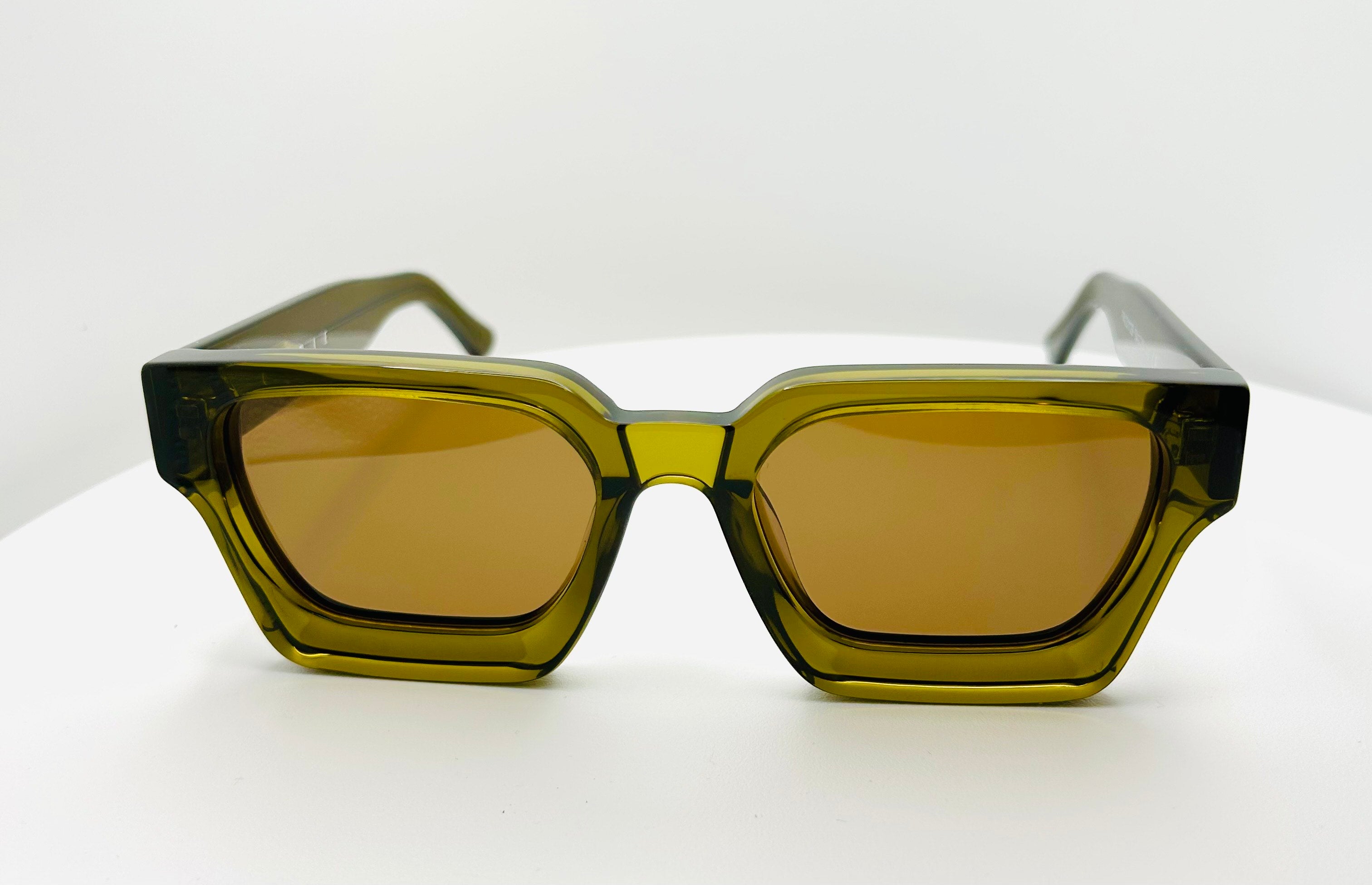 ETRIE Olive G Sunglasses – Bold Elegance in Olive Green color