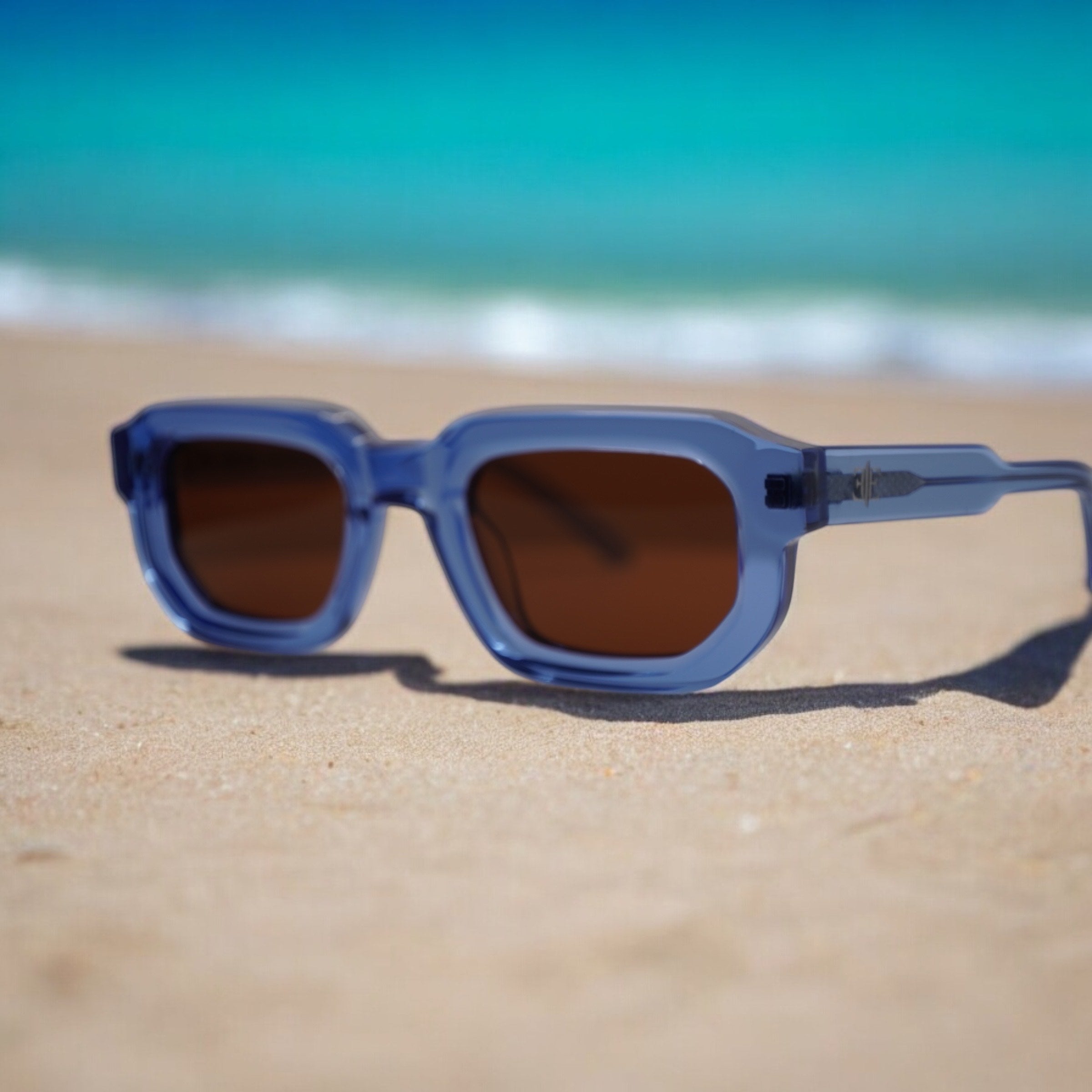 Bold Blue Square Frame Sunglasses – Retro-Inspired with Tinted Lenses