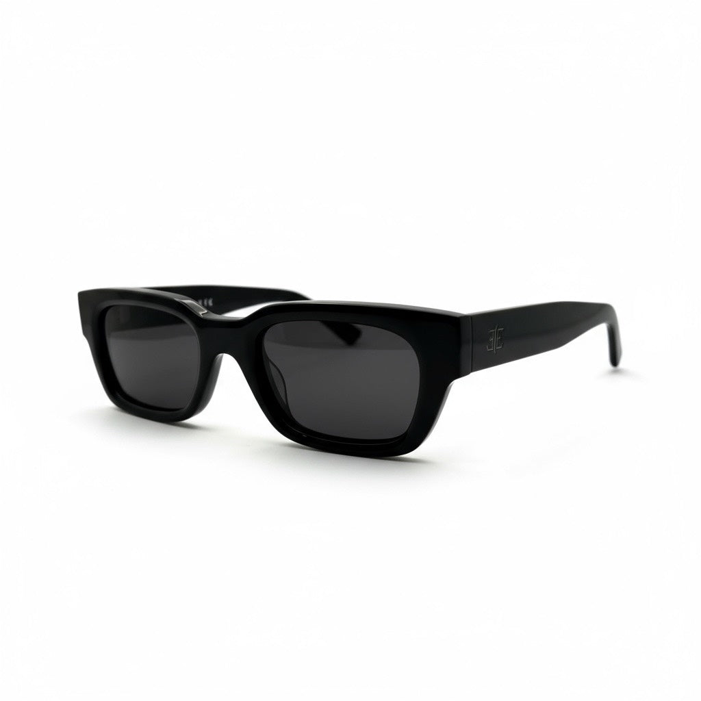 Classic Black Rectangular Sunglasses – Bold Retro Style with UV Protection