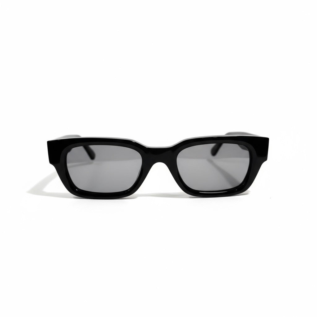 Classic Black Rectangular Sunglasses – Bold Retro Style with UV Protection